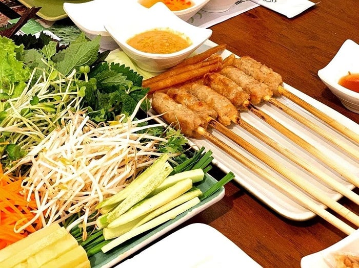 Khách sạn Continental