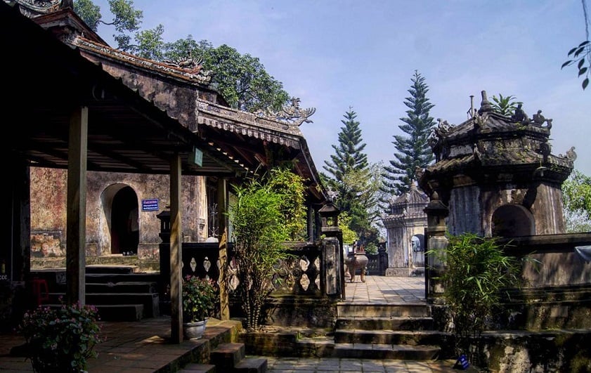 Khách sạn Continental