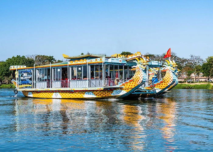 Khách sạn Continental